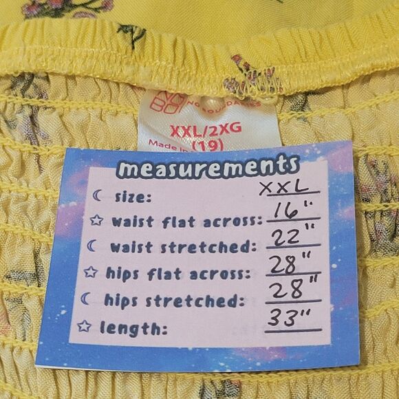 NO BOUNDARIES Yellow Floral Maxi Skirt Size XXL Beachy Flowy Smocked Hi-Lo - Picture 2 of 10